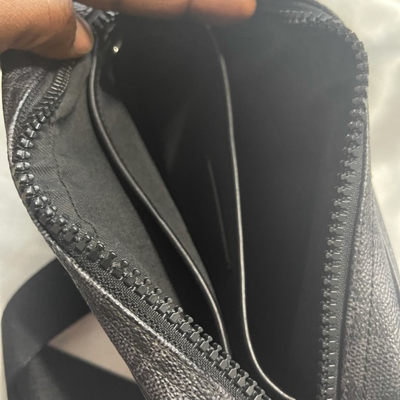 coach academy crossbody and signature canvas - Picture 6 of 7